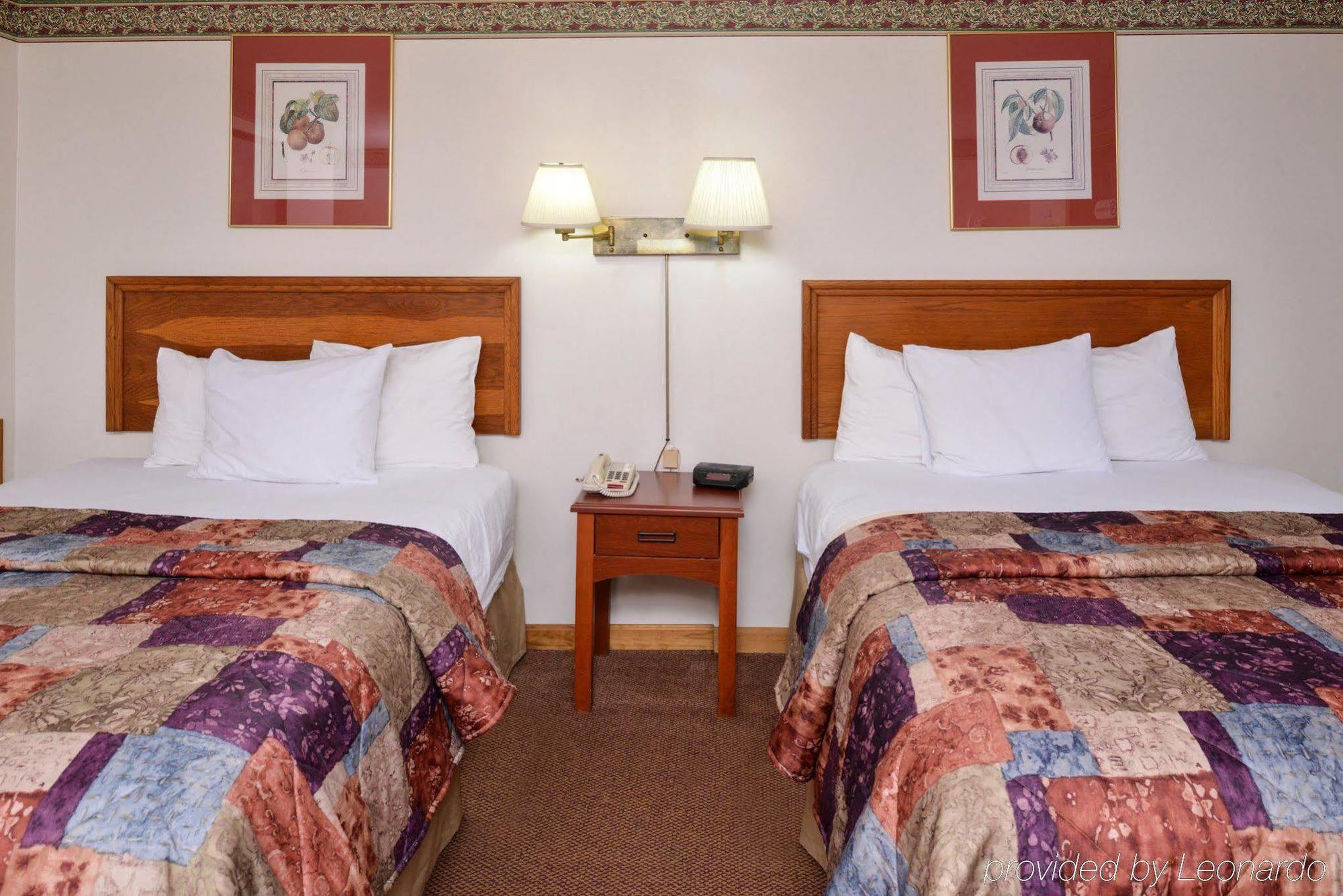 Red Carpet Motel