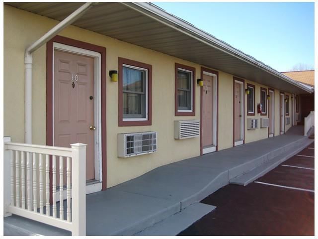 Red Carpet Motel Ronks